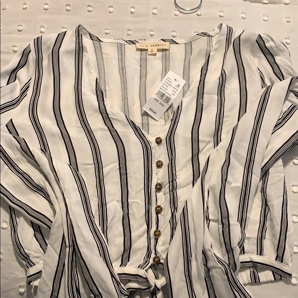 PacSun shirt - Picture 2 of 2